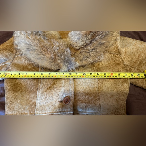 COSA NOVA Vintage Shearling Coat with Fur Collar - Picture 11 of 12